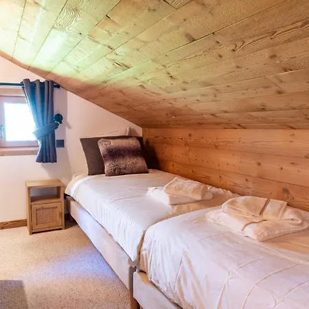 Cozy 3br 6p With Balcony -