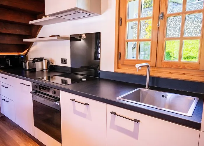 Cozy 3br 6p With Balcony -